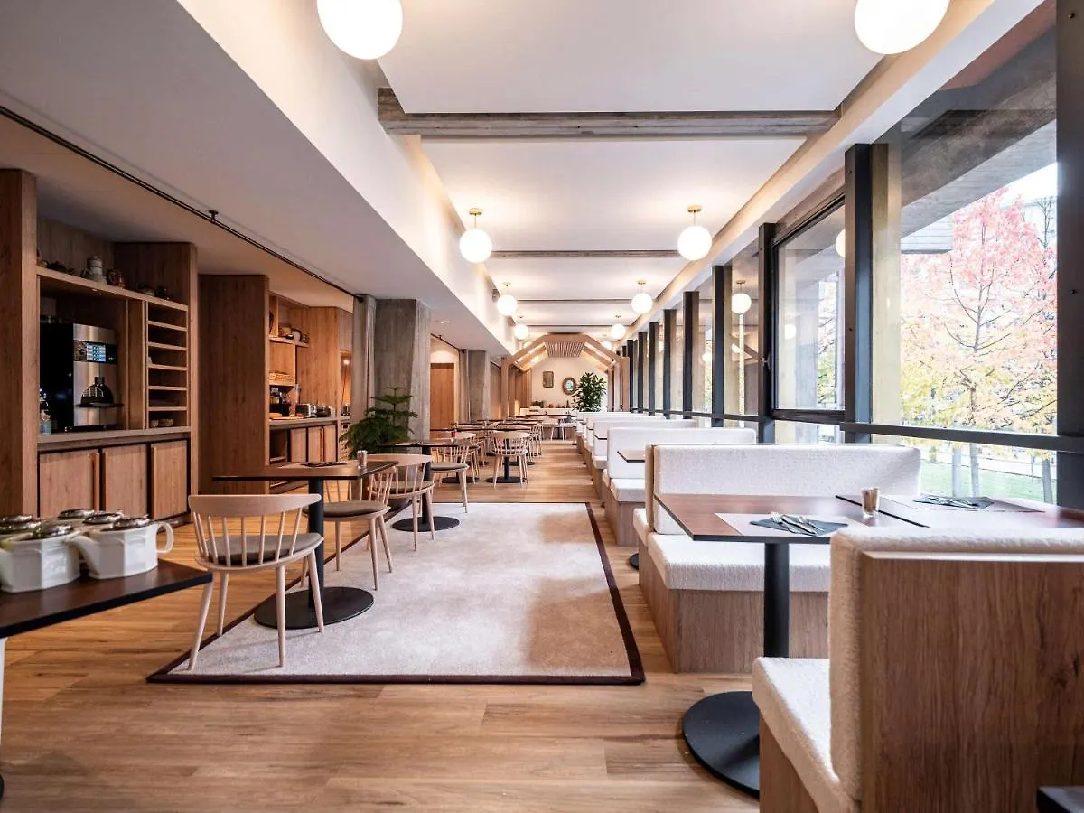 Mercure Grenoble Centre Alpotel 4*,  France