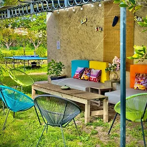  Hébergement de vacances Le Havre Provencal De Luynes - Grande Avec Piscine Jardin Et Loisirs Pres France