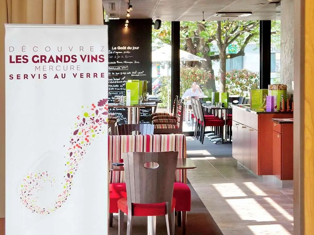 Mercure Grenoble Centre Alpotel 4*,
